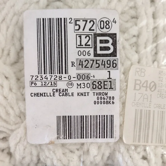 Lands' End Cream Cable Knit Throw 4x6 - Picture 4 of 4